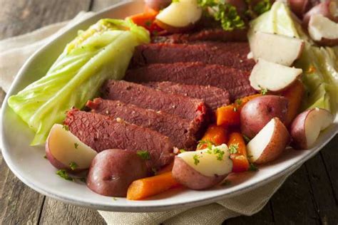 What To Serve With Corned Beef And Cabbage 16 BEST Side Dishes