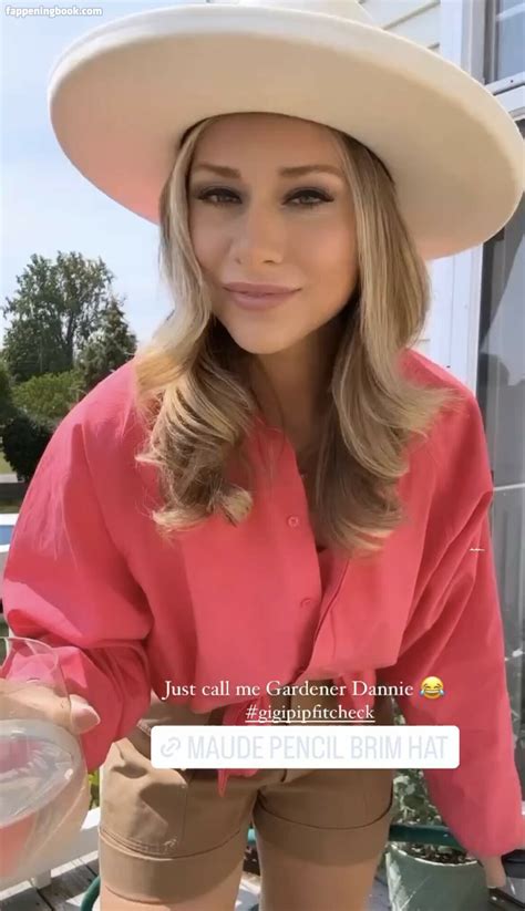 Dannie Rogers Dannierogers Detroit Lions Reporter Danibb Dannierogers Nude OnlyFans