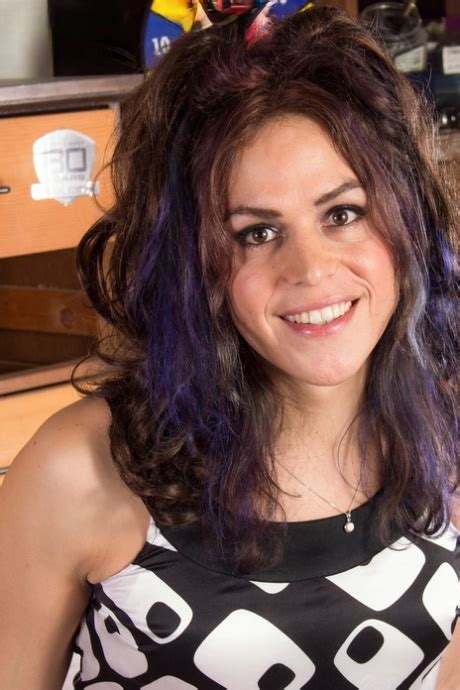 Shemale MILF Nude Pictures XXX Porn Galleries HotTrannyPics