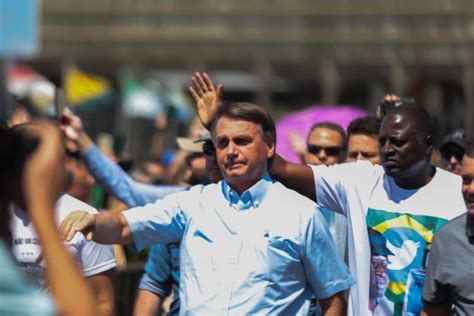 Bolsonaro Promete Ajudar A Identificar Casos De Corrupção No Governo