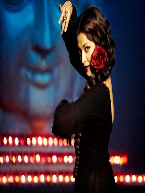 Most Sizzling Beautiful Hot Unseen Pics Of Hot Aishwarya Rai Bachchan BOLLYWOOD ADDAA