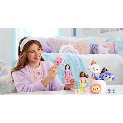 Barbie Cutie Reveal Cozy Cute Tees Series Chelsea Doll Accessories Plush Lion Brunette Small
