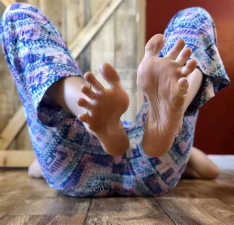 Spread Em Nudes NSFW Feet NUDE PICS ORG