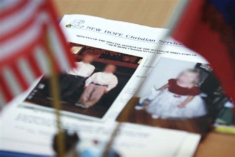 Estados Unidos Una Pareja Gay Viol A Su Hijo Adoptivo Y Film Pel Culas Pornogr Ficas Con L