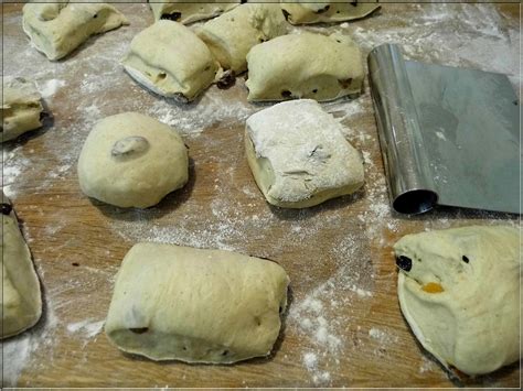 Limara P Ks Ge Hot Cross Buns Angol H Sv Ti Zsemle