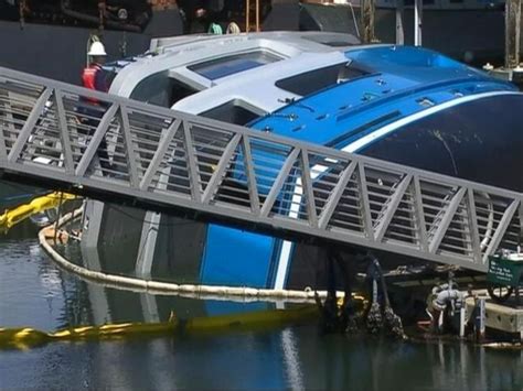85 Foot Motor Yacht Sinks At Launch Cruisers And Sailing Forums