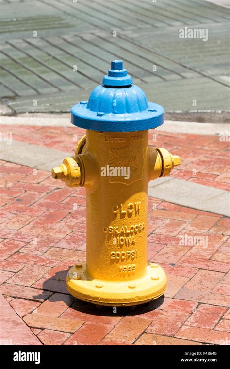 Vintage Fire Hydrants Hi Res Stock Photography And Images Alamy