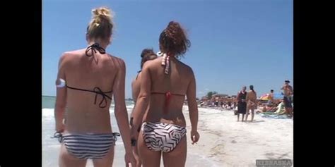 Hot Bikini Chicks Dancing And Party Naked Tnaflix