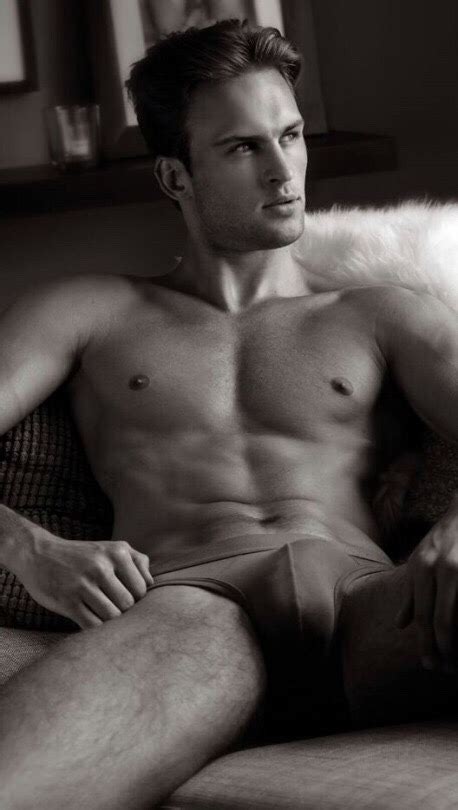 Guys I Think Are HOT