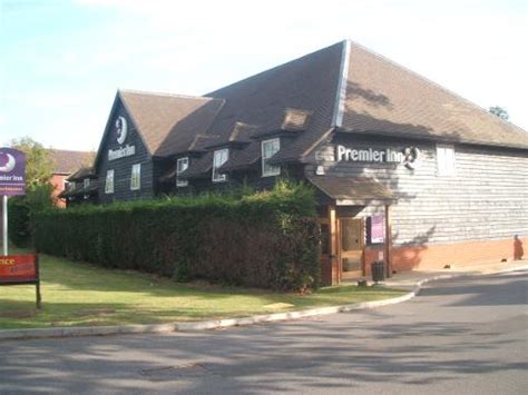 Premier Inn hotel in Hildenborough near Tonbridge