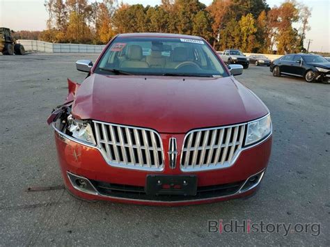 Report 3lnhl2gc8ar610408 Lincoln Mkz 2010 Red Gas Price And Damage