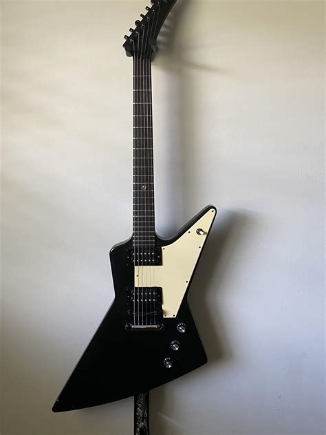 Gibson Explorer