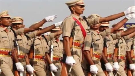 Up Police Recruitment 2023 यूपी पुलिस में 26 हजार कांस्टेबल भर्ती पर