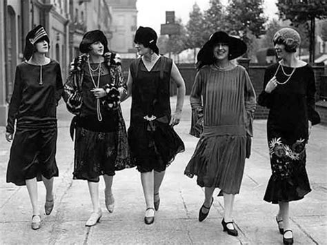 History Of Womens 1920s Fashion 1920 To 1929 Glamour Daze Atelier