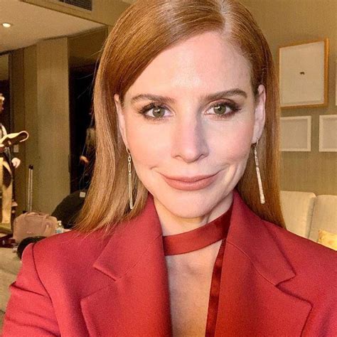 Sarah Rafferty Biography, Age, Height, Family, Husband, Net Worth & Images