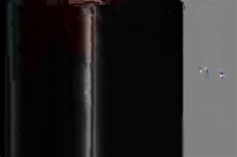 Jolie Brunette Poilue Qui Se Mastrube La Chatte