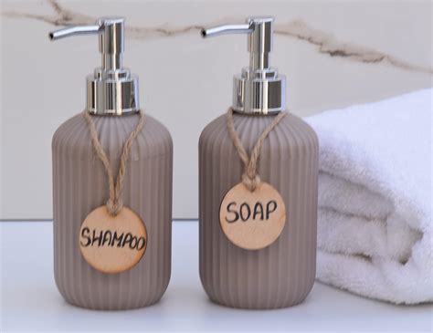 UMAI Liquid Soap Dispenser Stoneware Bathroom Sanitizer Lotion