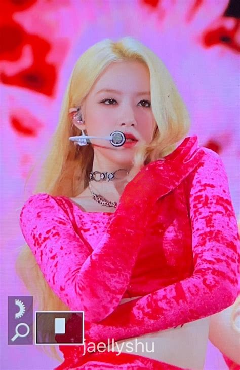 G I Dle S Shuhua Looked So Good With Blonde Hair At An Event Her