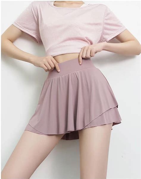 G I C C M U B I N K N O Bikini K N L Ch S Cho N Ng