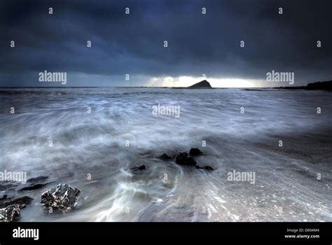 Mewstone From Wembury Beach Stock Photo Alamy