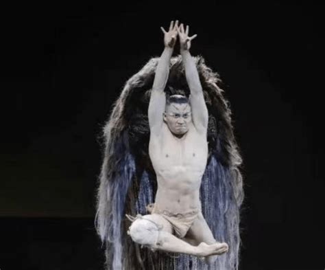 Yang Liping S New Dance Naked Was Intoxicated By Touching Her Lower