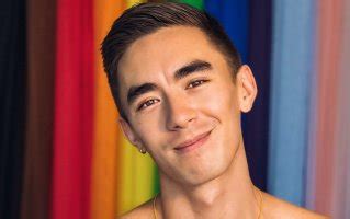 Video Gay Men Playing With Hot Handsome Ftm Transmen Page Lpsg