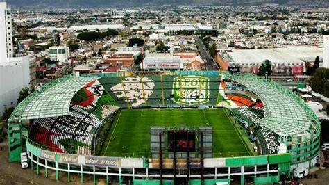 Le Prestan A Club LeÓn Estadio 4