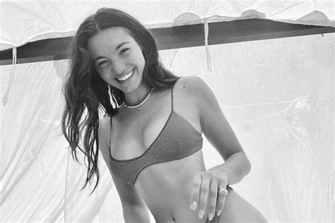 Hot Sexy Mariasole Pollio Bikini Pics