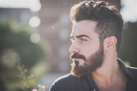 Minoxidil Ajuda Mesmo A Crescer Barba Blog OficialFarma