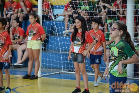 V Deo Fotos Jogos Escolares Promovem Confraterniza O Entre Alunos Em