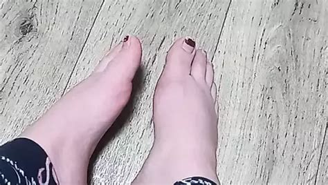 Absolutely Beautiful Legs And Toes Shemale Bbw Porn Feat Trandin Vladislav Xhamster