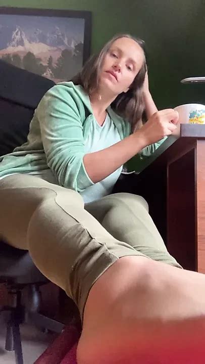 Feet Ignoring Session Look At My Feet In Nylons Brunette Porn Feat Annaqueenpl Xhamster