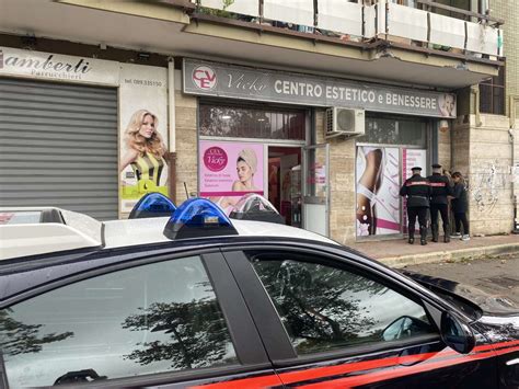 Salerno Ladri Tentano Furto In Centro Estetico Ma Trovano Il Muro