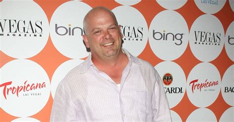 Who Is Pawn Stars Rick Harrisons Hot New Girlfriend