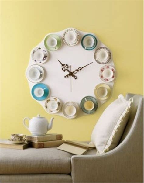 20 Unusual and Creative DIY Clocks