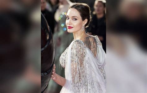 This Hottest Women Celebrity's Philanthropy is Changing Lives - pv51l1i