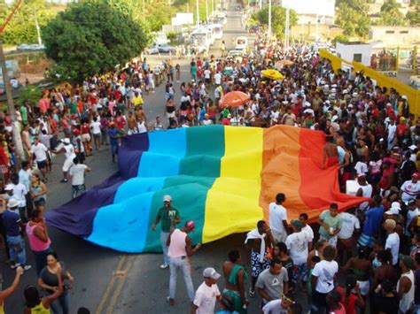 Realização de Parada Gay em Simões Filho causa divergência entre grupo LGBTT e Secretaria de