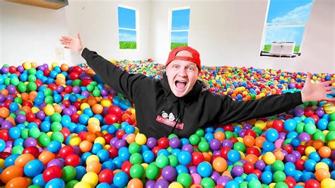 Filling My Tiny House With Ball Pit Balls Youtube