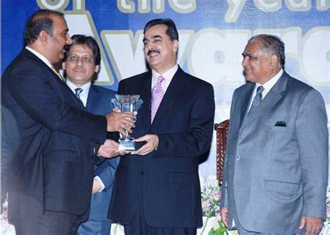 warid wins  brand   year award      cellular