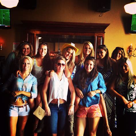 7 U.S. Pub Crawls You Will Never Forget (No Matter How Much You Drink