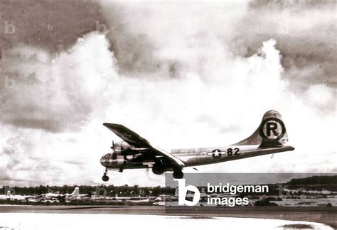 Image Of Hiroshima Enola Gay Boeing B Superfortress Enola Gay Landing After