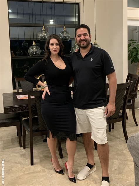 Sexy Wife Sexywife08 Nude OnlyFans Leaks Fappening Page 2 FappeningBook