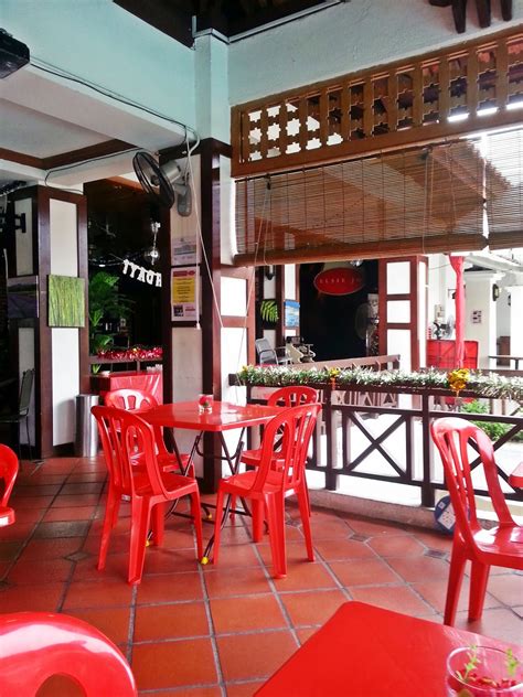 the mandolin cafe 4