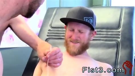 Gay Fist Under Expert Piggy Chad Anders Guidance