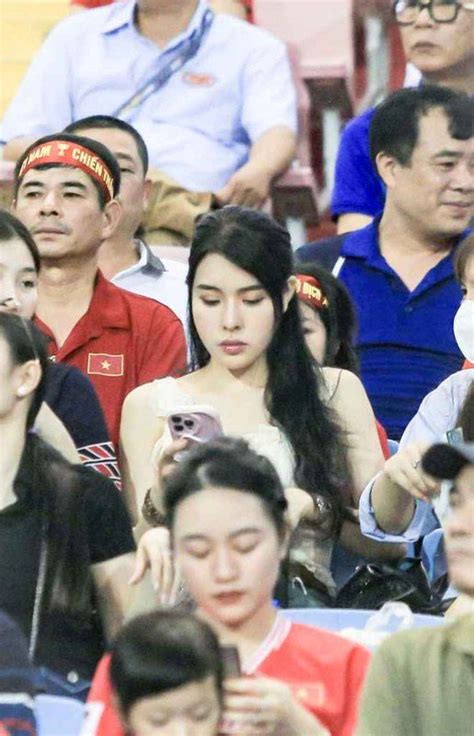 Check VAR nhan sắc đời thường hot gymer Nam Định từng lên báo Trung