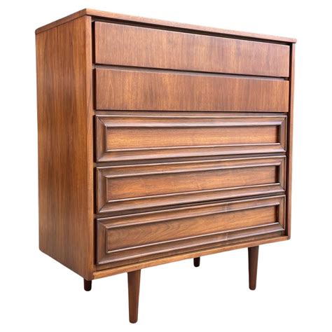 Heywood Wakefield Sculptura Mid Century Modern Dresser Newly