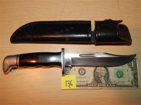 Buck Fixed Blade Knife 5-1/2" Blade | Live and Online Auctions on HiBid.com