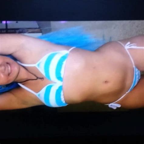 Bikini Meme Chan Cosplayer Sop Sborra Omaggio XHamster