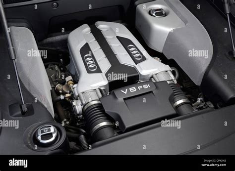 Audi R Engine V