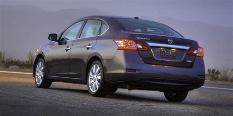 2015 Nissan Sentra | Consumer Guide Auto